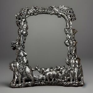 Vintage 1995 Arthur Court SilverTone Pewter Safari Animal Picture Frame  3x5